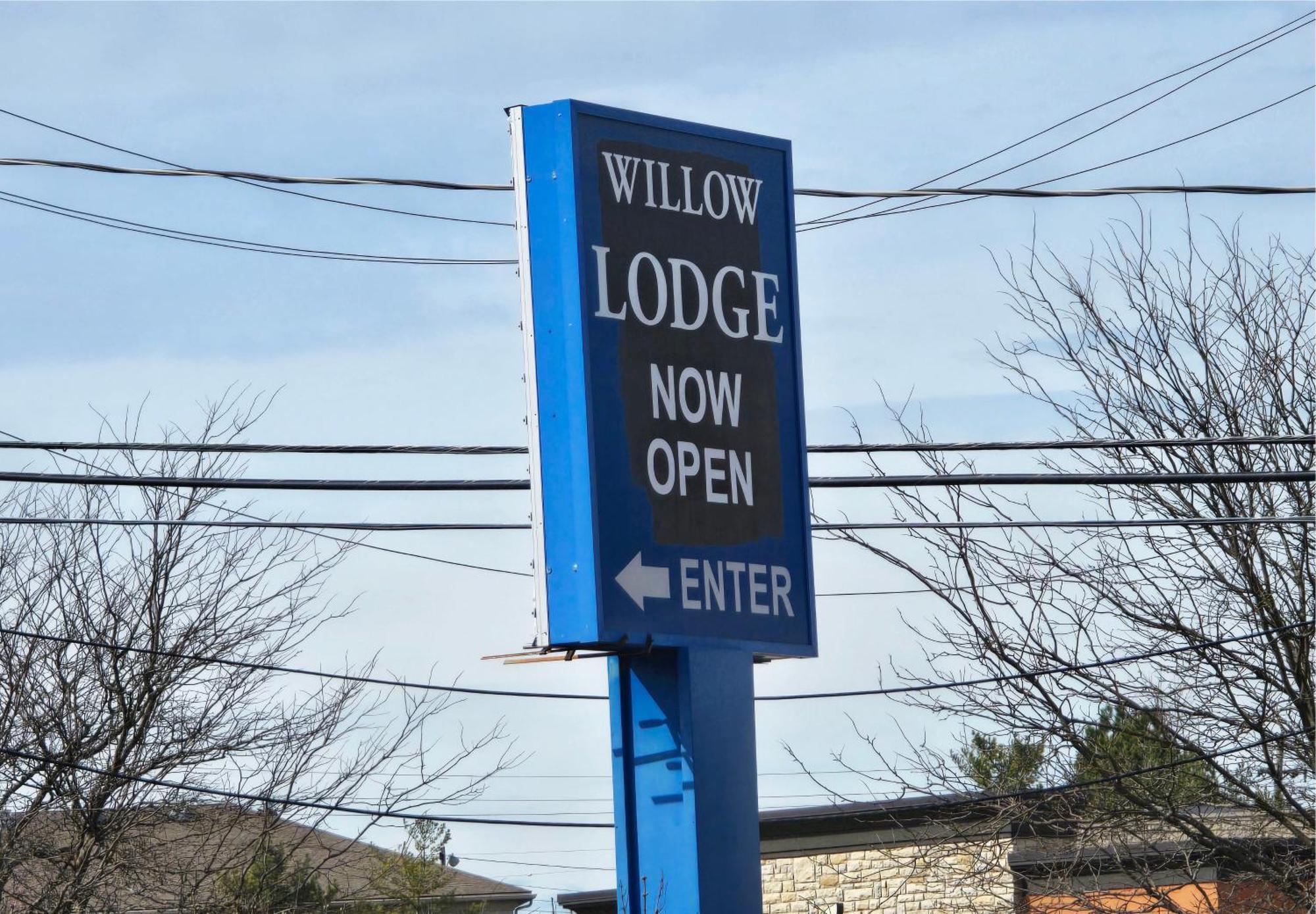 Willow Lodge Willoughby Cleveland Bagian luar foto